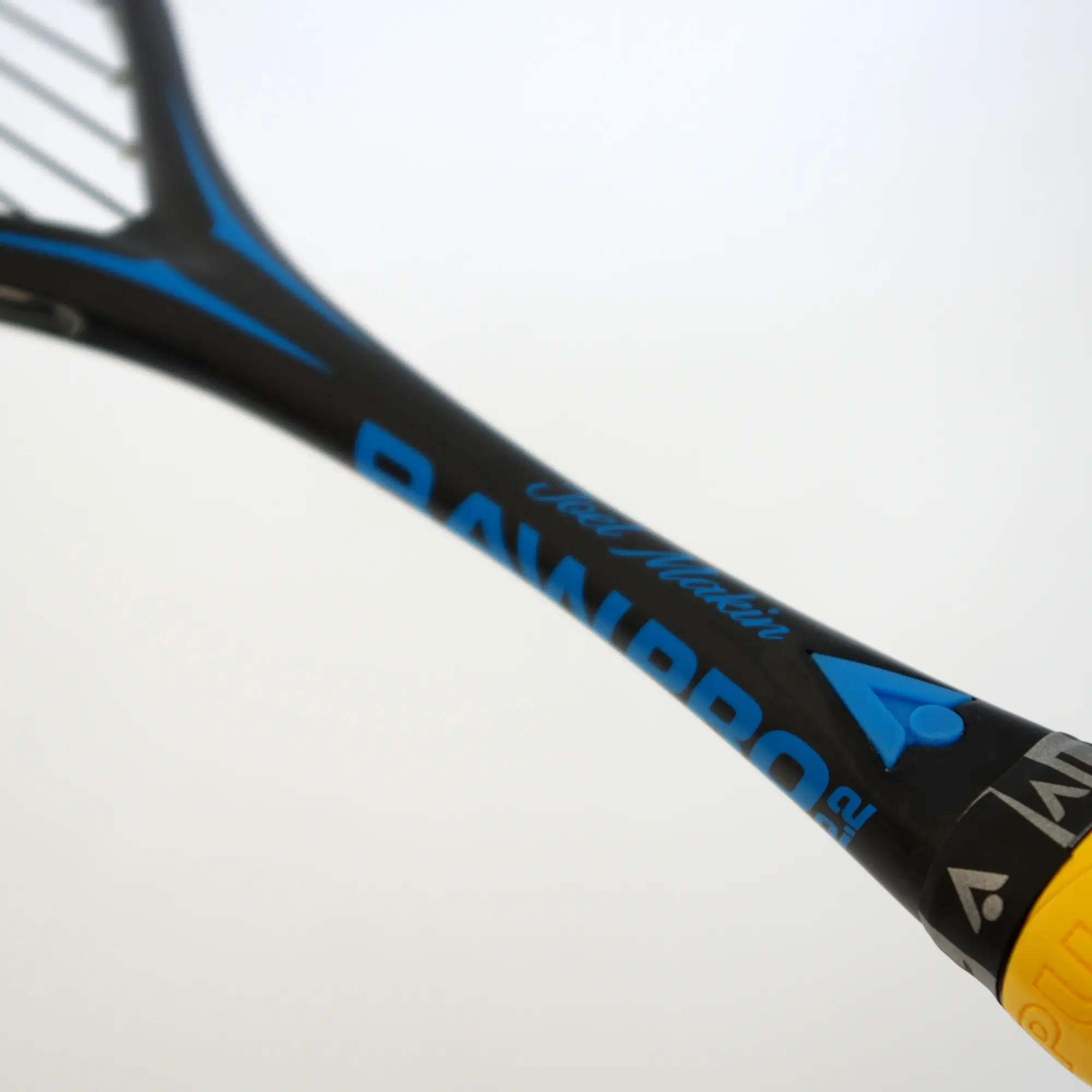 Karakal Raw Pro 2.2 Joel Makin Signature Squash Racket - Image 3