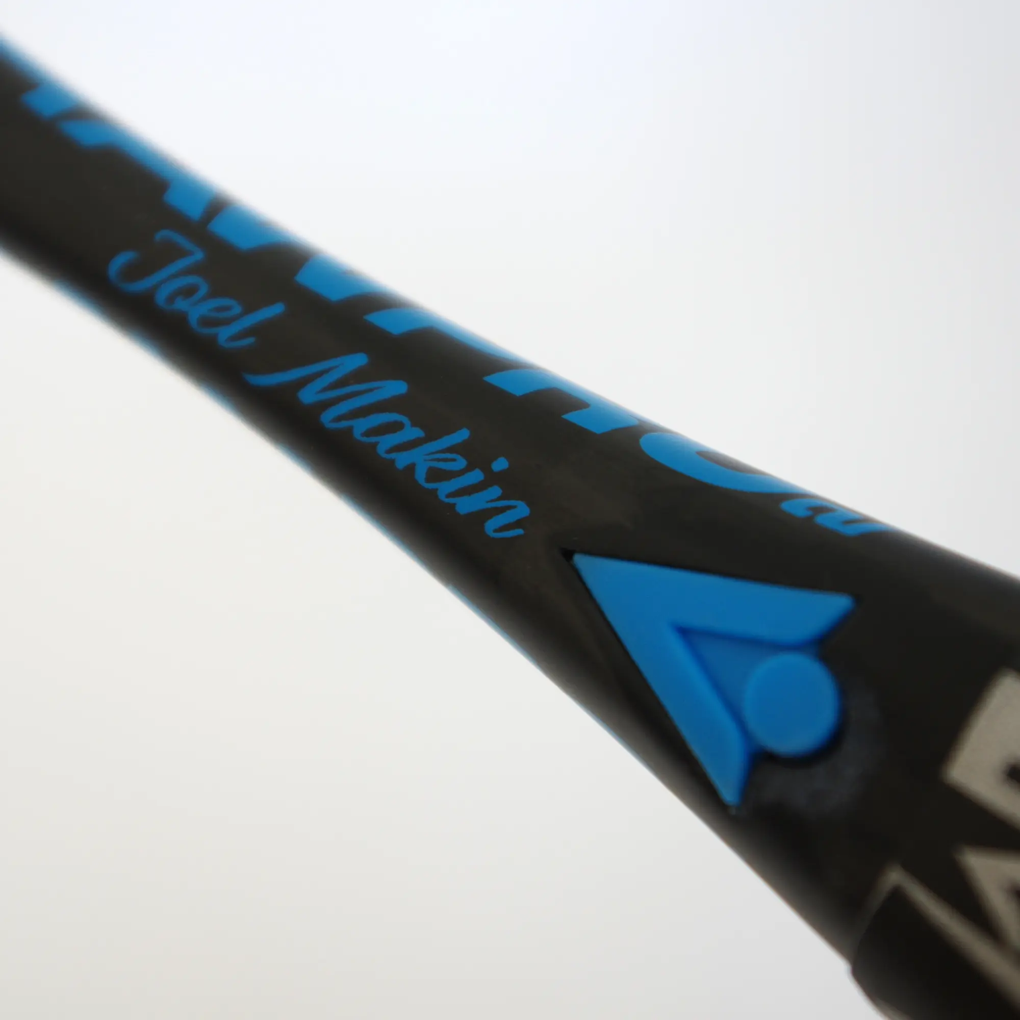 Karakal Raw Pro 2.2 Joel Makin Signature Squash Racket - Image 7