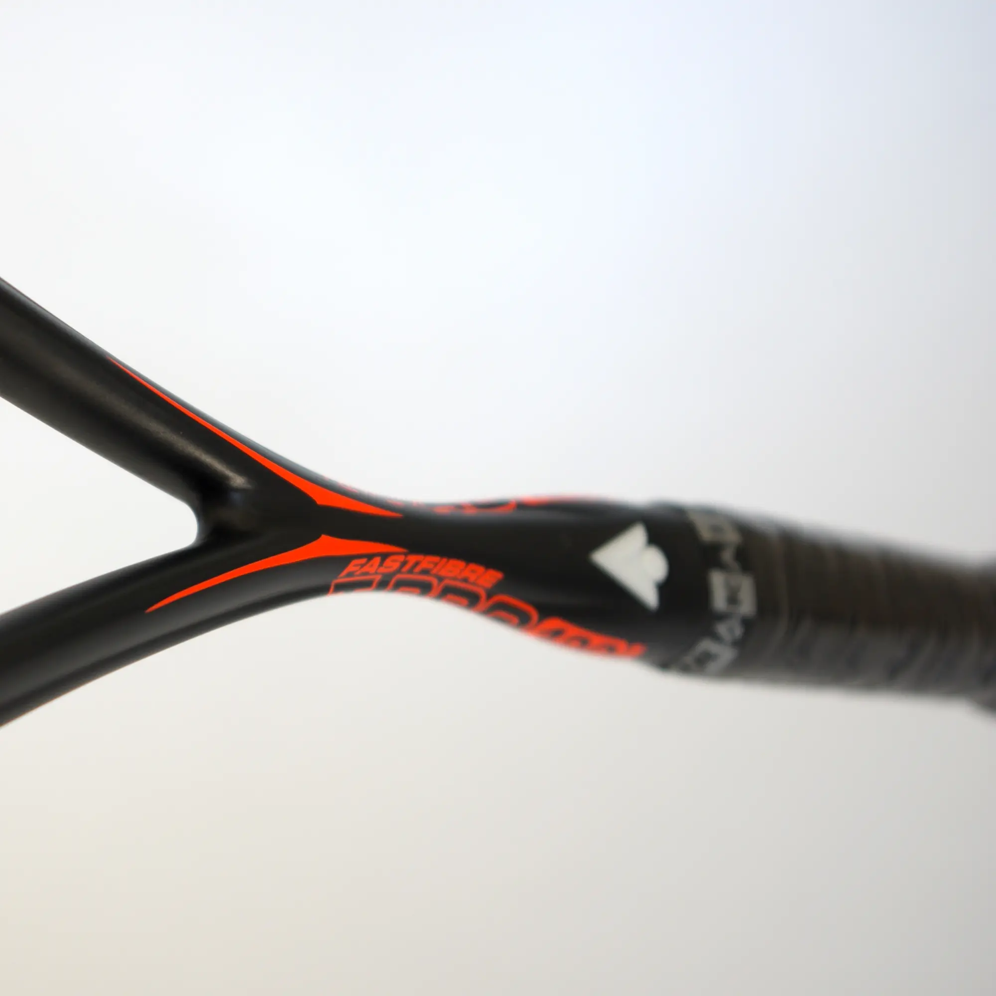Karakal T Pro 120 2.2 Squash Racket - Image 4